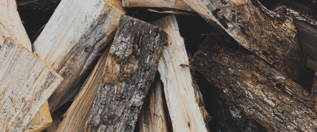 Capcir Énergie Bois Matemale : bois de chauffage hêtre, chêne et granulés.